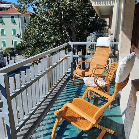 Le Caravelle A 150 Mt A Piedi Dalle Spiagge * Chiavari
